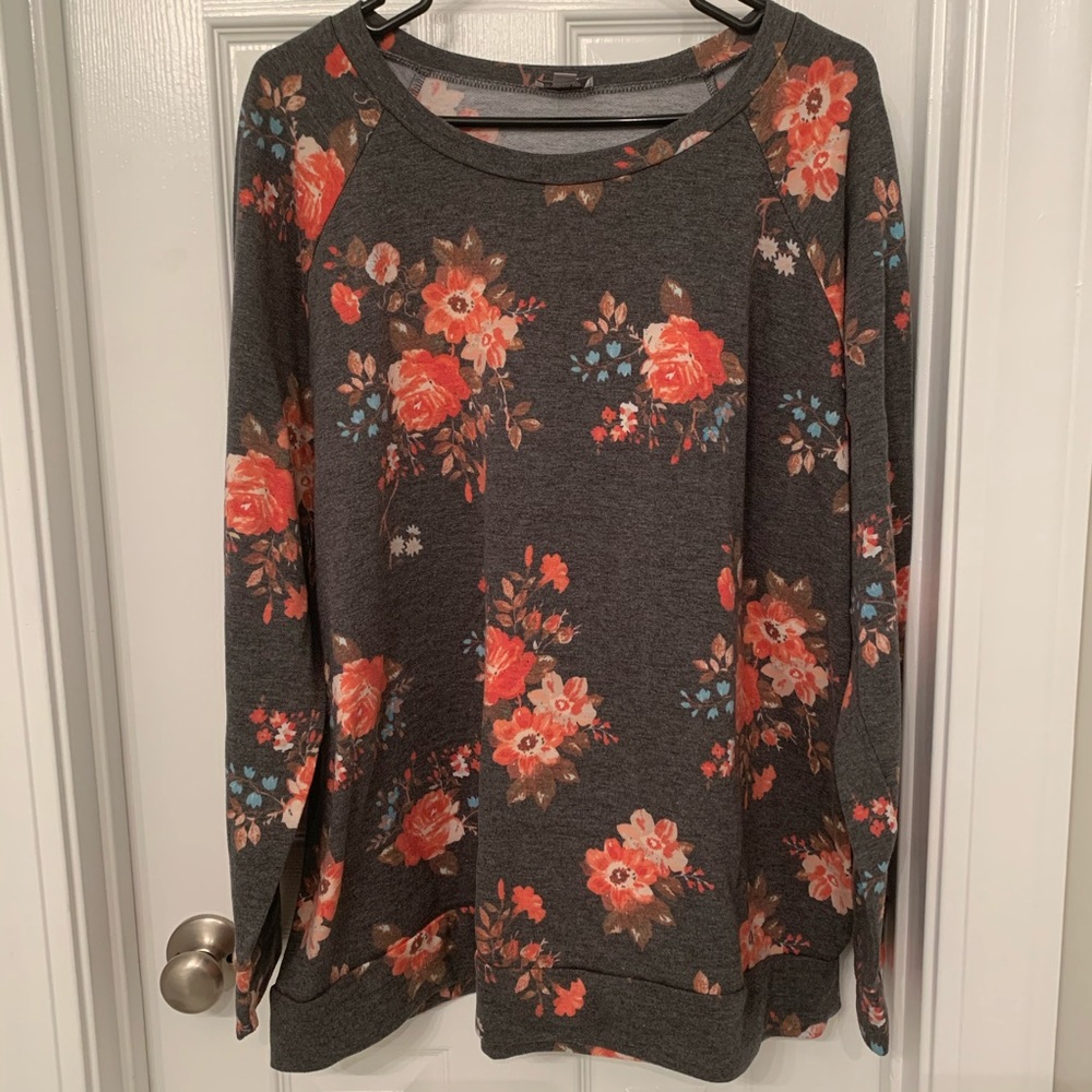 Avenue Floral Sweatshirt - Size 18/20